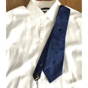 Trump Signature Collection Silk Tie Paisley Blue